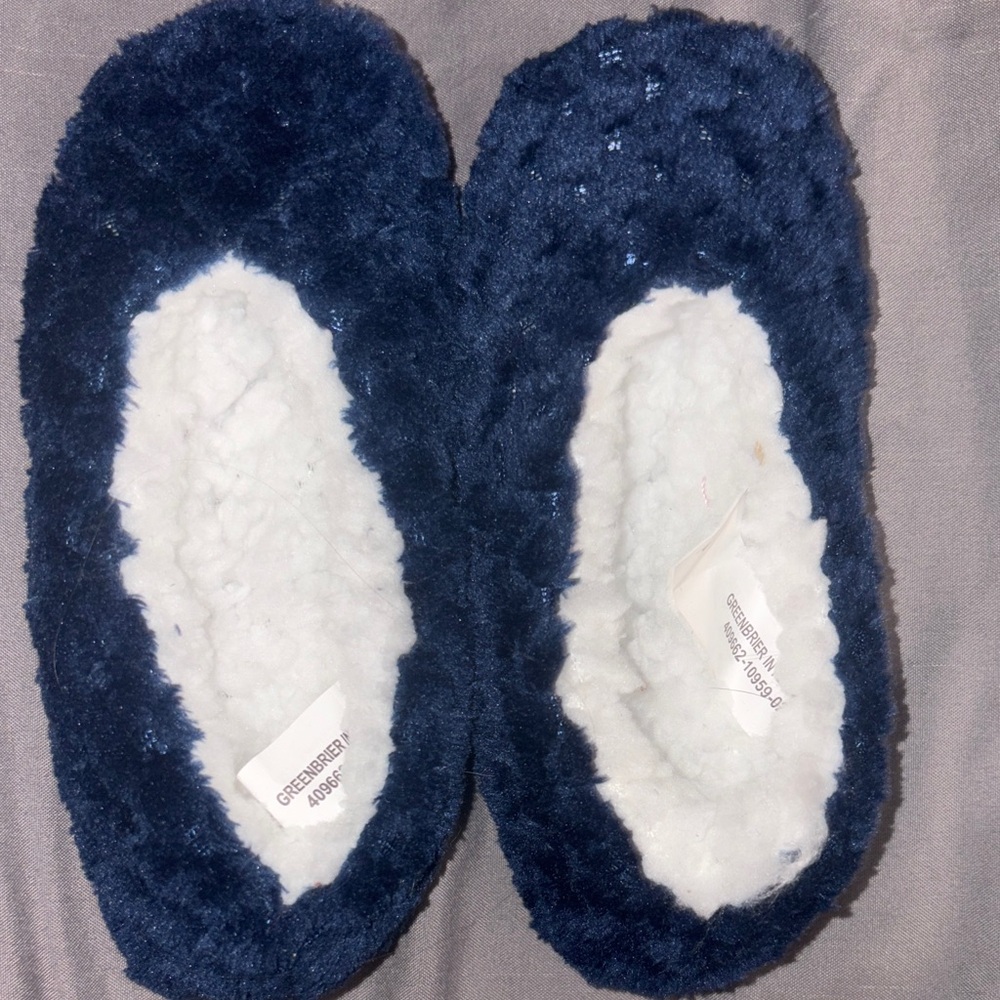Women's Navy Blue Fuzzy Slippers